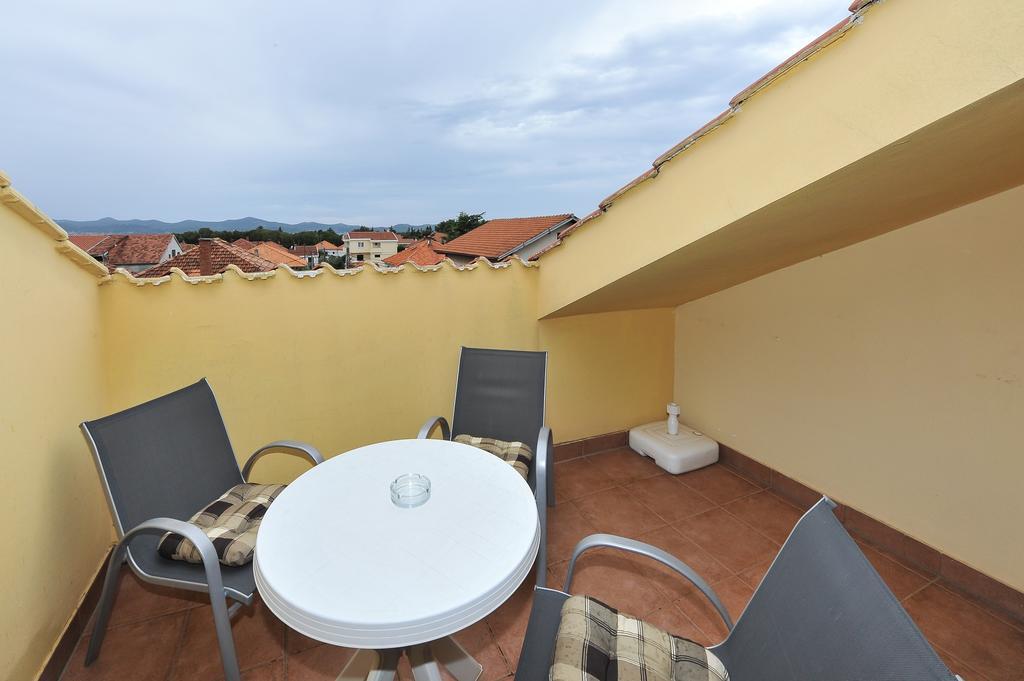 Guesthouse Baric ซาดาร์ ภายนอก รูปภาพ