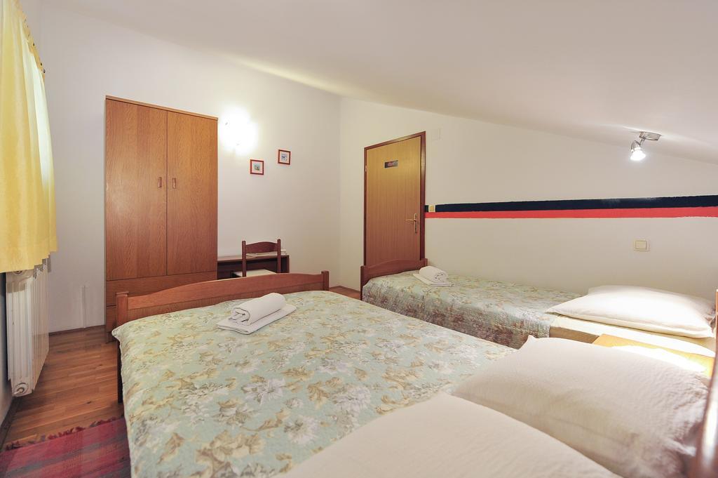 Guesthouse Baric ซาดาร์ ภายนอก รูปภาพ
