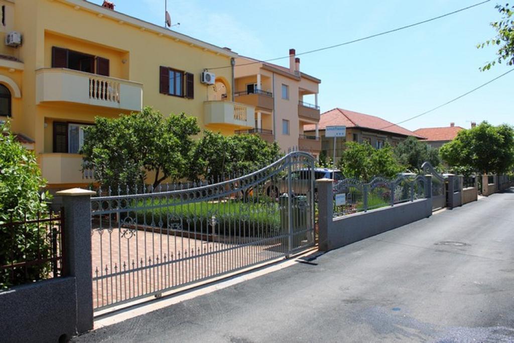 Guesthouse Baric ซาดาร์ ภายนอก รูปภาพ